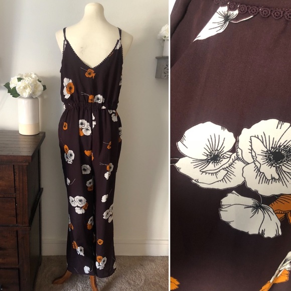 Cupcakes and cashmere floral jumpsuit brown medium - Picture 15 of 15